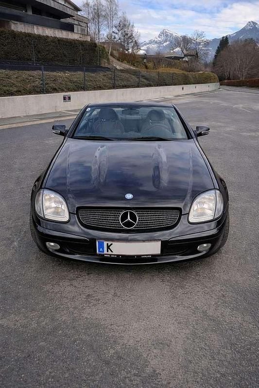 Gebraucht Mercedes SLK200 163 PS (119 kW) 2000 Schwarz Cabrio