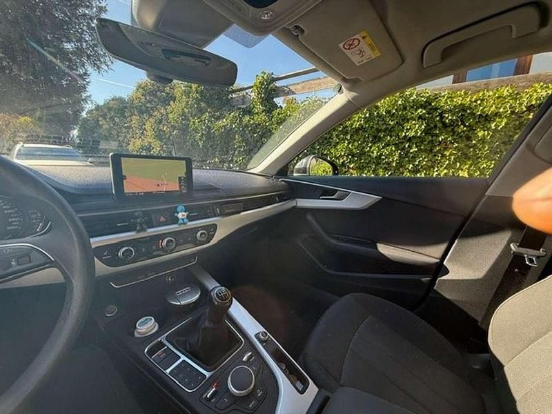 Gebraucht Audi A4 122 PS (89 kW) 2017 Schwarz Limousine