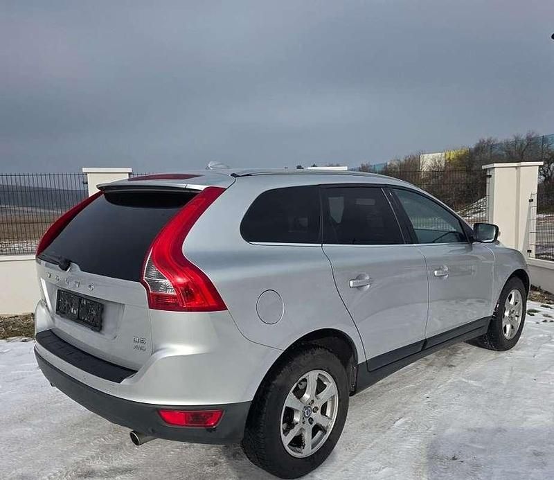 Gebraucht Volvo XC60 Summum 205 PS (150 kW) 2010 Silber SUV