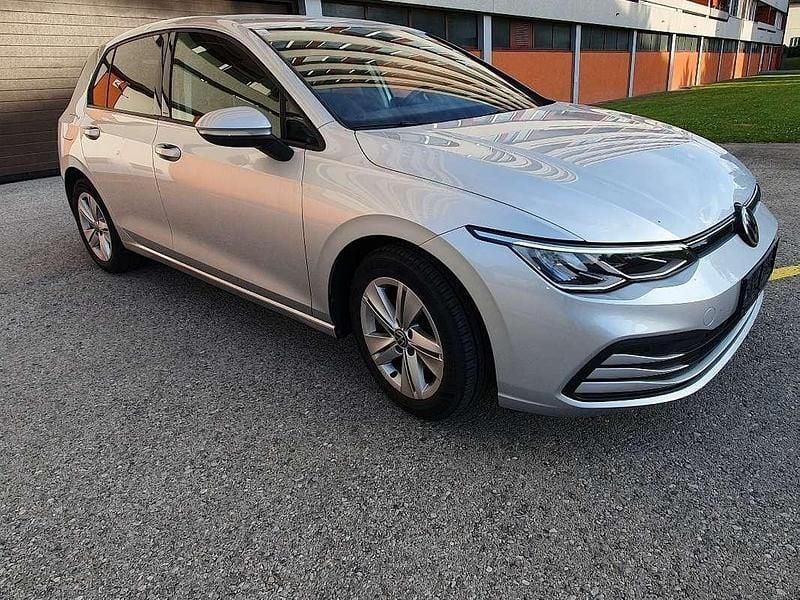 Gebraucht VW Golf VIII Life 116 PS (85 kW) 2021 Silber Limousine