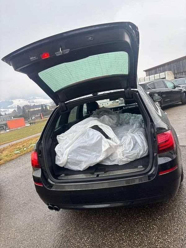 Gebraucht BMW 520 190 PS (139 kW) 2016 Schwarz Kombi