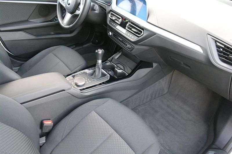 Gebraucht BMW 116 Advantage 116 PS (85 kW) 2020 Weiß Kleinwagen