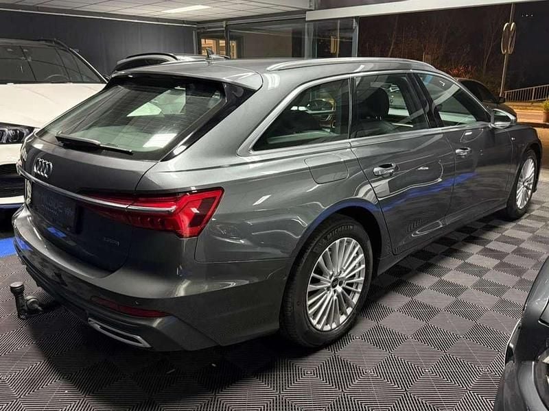 Gebraucht Audi A6 Design 204 PS (150 kW) 2022 Grau Kombi