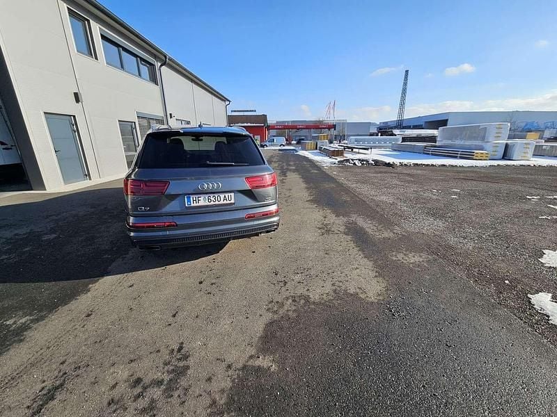 Gebraucht Audi Q7 S-Line 272 PS (200 kW) 2016 Grau SUV
