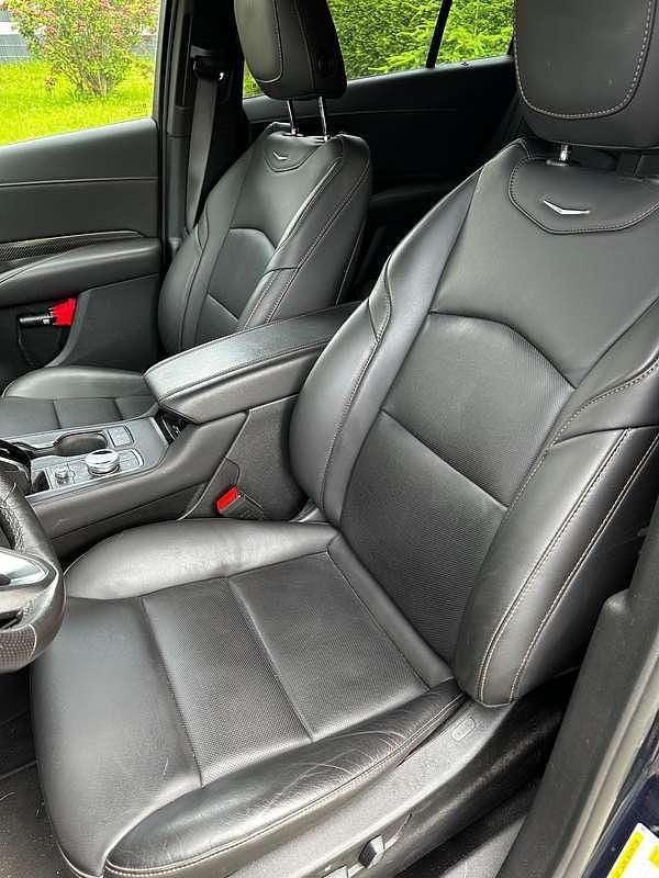 Gebraucht Cadillac XT4 230 PS (169 kW) 2022 Blau SUV