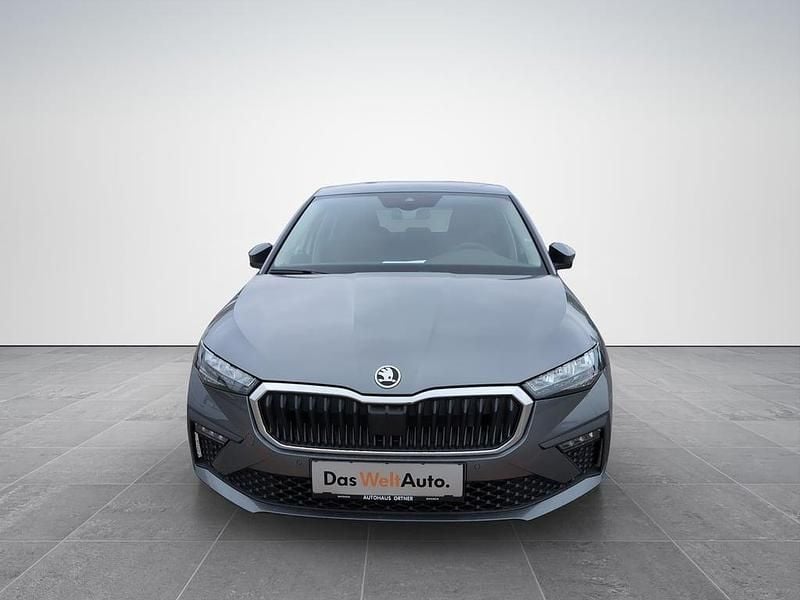 Neu Skoda Scala Selection 95 PS (69 kW) 2026 Mittelgrau  metallic Kleinwagen