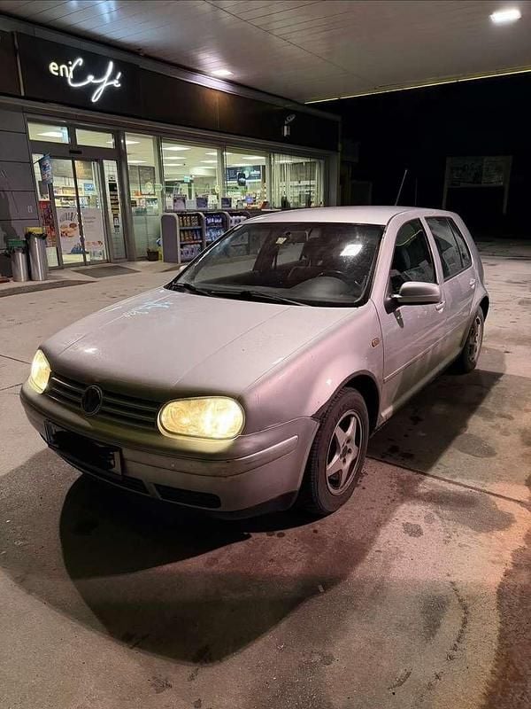Gebraucht VW Golf IV 90 PS (66 kW) 2001 Limousine