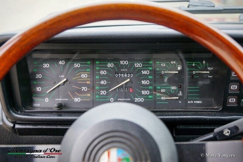 Gebraucht Alfa Romeo Alfetta 122 PS (89 kW) 1984 Rot Limousine