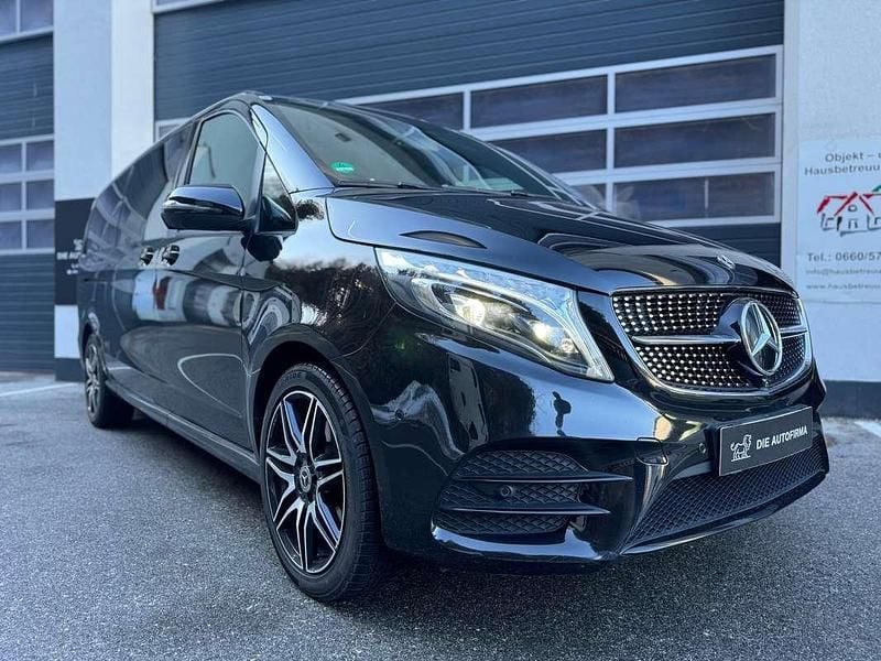 Gebraucht Mercedes V300 Avantgarde Edition 239 PS (175 kW) 2021 Schwarz Van / Kleinbus