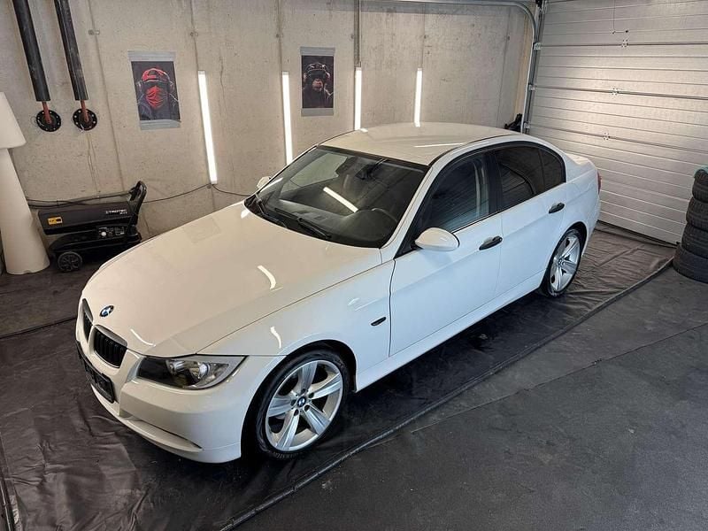 Gebraucht BMW 320 150 PS (110 kW) 2006 Limousine