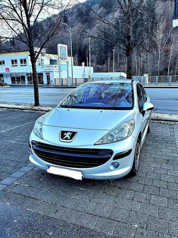 Gebraucht Peugeot 207 Premium 73 PS (53 kW) 2007 Limousine