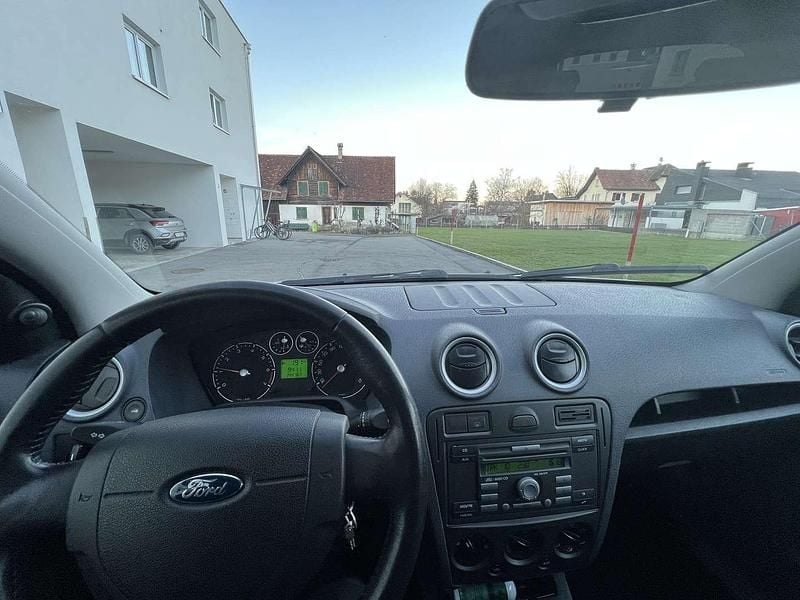 Gebraucht Ford Fusion 80 PS (58 kW) 2006 Limousine