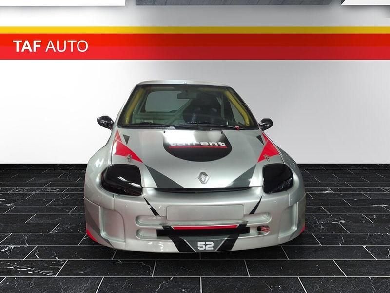 Gebraucht Renault Clio Trophy 280 PS (205 kW) 2000 Coupé