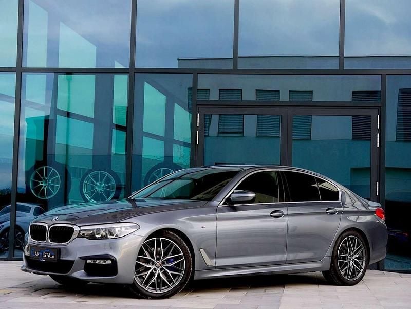 Silber Gebraucht 2017 BMW 530 M Sport Limousine | € 29.890 (Fairer Preis) - Bild 1/4