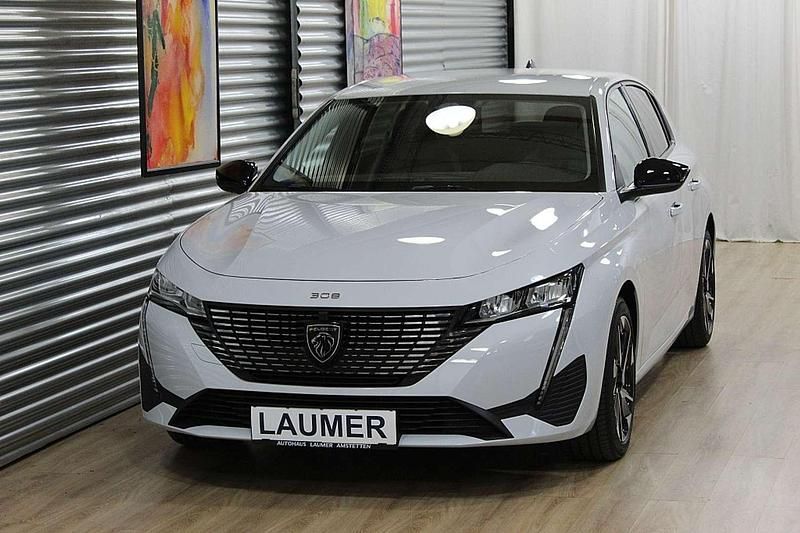 Gebraucht Peugeot 308 Allure 131 PS (96 kW) 2024 Weiß Limousine