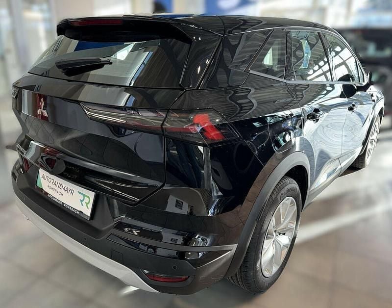 Neu Mitsubishi Grandis Invite 141 PS (103 kW) 2026 SUV