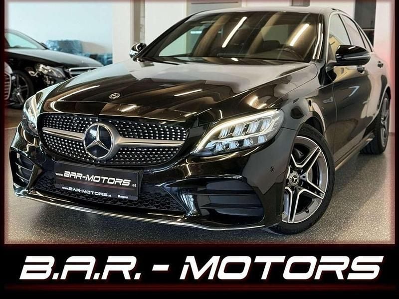 Schwarz Gebraucht 2019 Mercedes C220 AMG line Limousine | € 29.990 (Guter Preis) - Bild 1/4