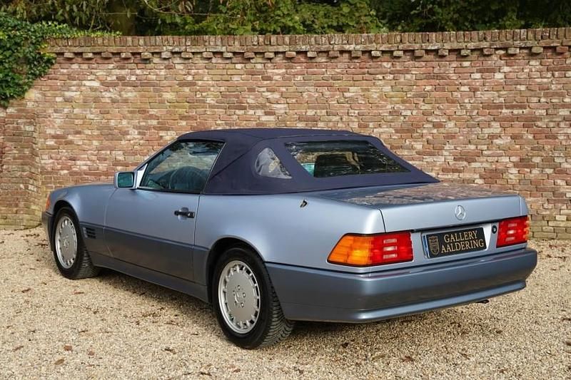 Gebraucht Mercedes SL300 190 PS (139 kW) 1991 Blau Cabrio