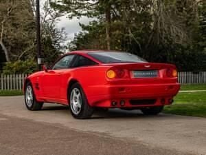 Gebraucht Aston Martin V8 350 PS (257 kW) 1997 Rot Coupé
