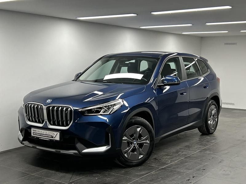 Blau Gebraucht 2023 BMW iX1 SUV | € 35.850 (Guter Preis) - Bild 1/4