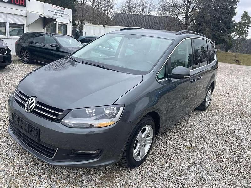 Gebraucht VW Sharan Comfortline 140 PS (102 kW) 2013 Grau Van / Kleinbus