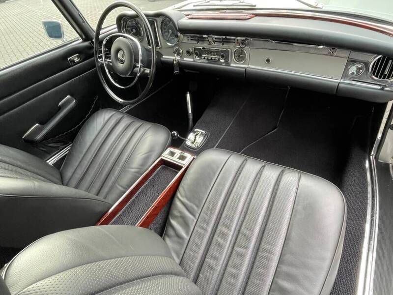 Gebraucht Mercedes SL280 170 PS (125 kW) 1970 Silber Cabrio