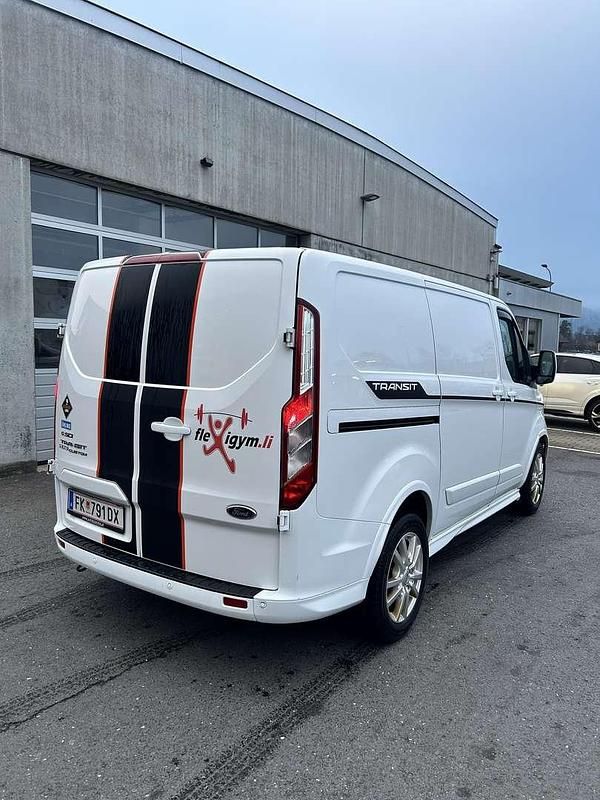 Gebraucht Ford Transit Sport 186 PS (136 kW) 2020 Weiß Limousine