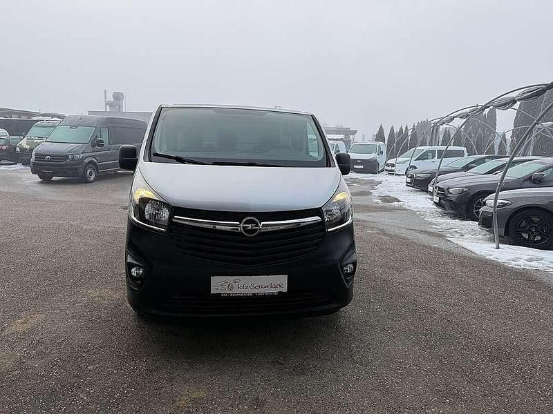 Gebraucht Opel Vivaro S 125 PS (91 kW) 2019 Silber Van / Kleinbus
