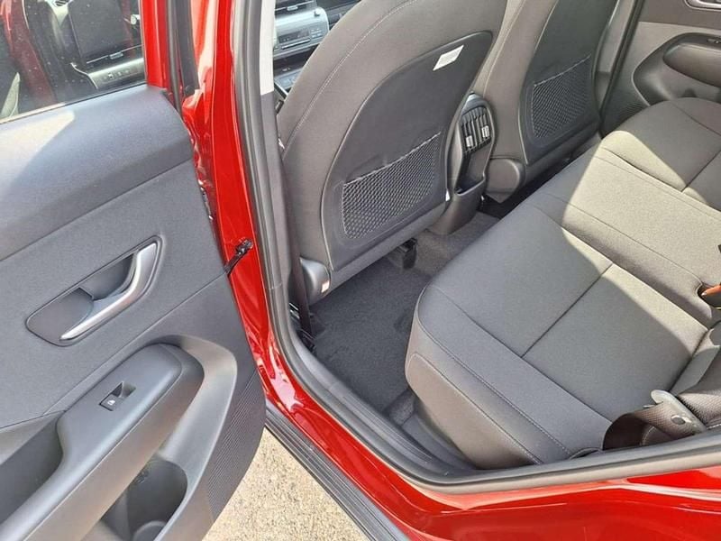 Gebraucht Hyundai Kona GO! 92 PS (67 kW) 2025 Rot SUV