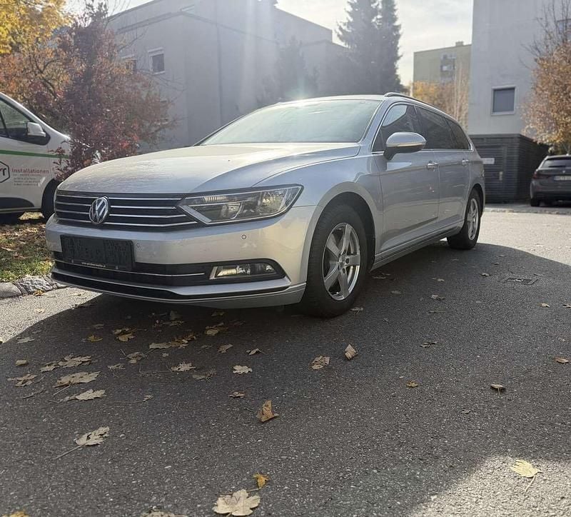Gebraucht VW Passat Comfortline 150 PS (110 kW) 2019 Silber Kombi