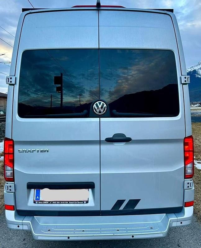 Gebraucht VW Crafter Trendline 140 PS (102 kW) 2019 Silber Van
