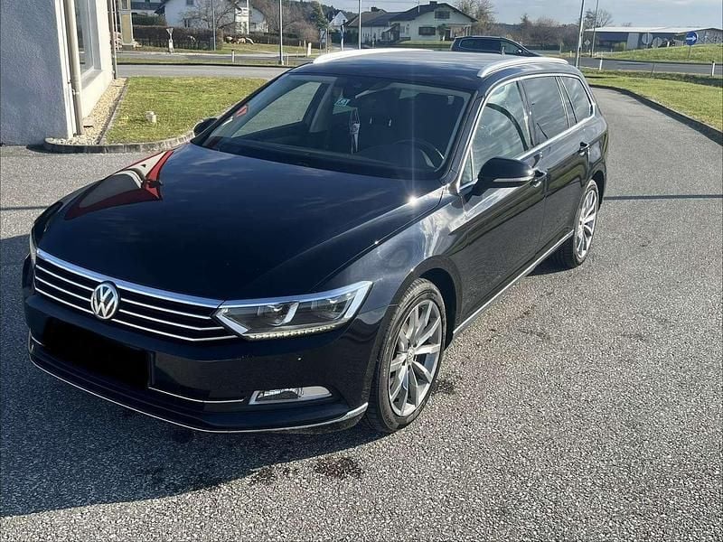 Gebraucht VW Passat Highline 150 PS (110 kW) 2018 Schwarz Kombi