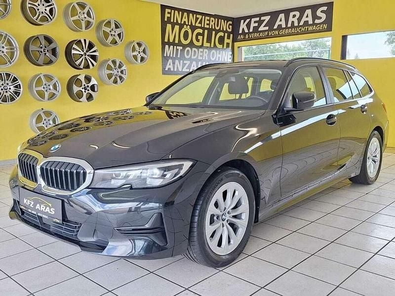 Gebraucht BMW 318 Advantage 150 PS (110 kW) 2022 Schwarz Kombi