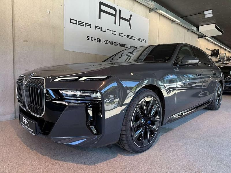 Gebraucht BMW i7 M Sport 400 kW (544 PS) 2022 Grau Limousine
