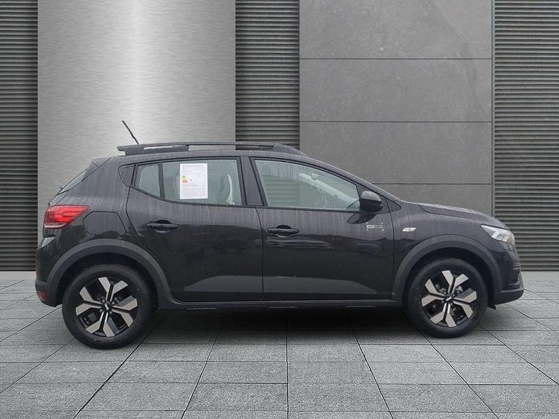 Neu Dacia Sandero Expression 91 PS (66 kW) 2026 SUV