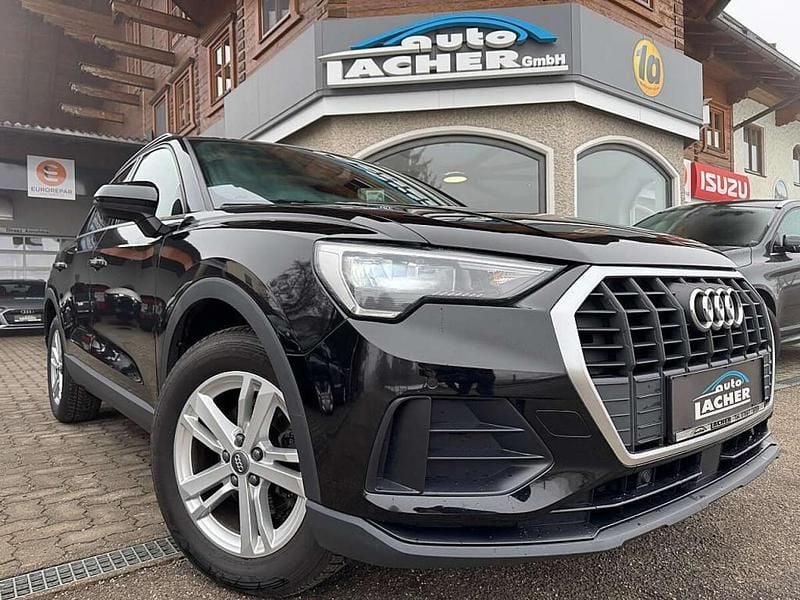 Gebraucht Audi Q3 Basis 150 PS (110 kW) 2020 Schwarz SUV