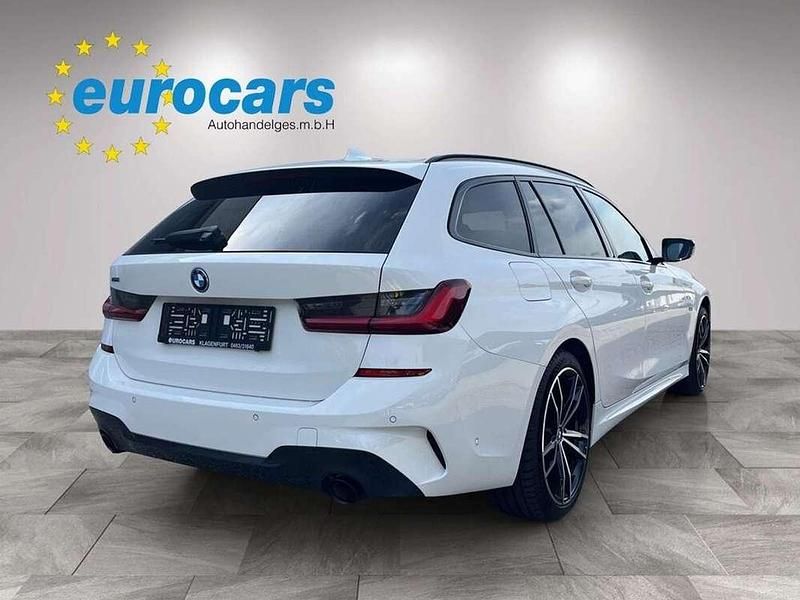 Gebraucht BMW 320 M Sport 163 PS (119 kW) 2022 Weiß Kombi
