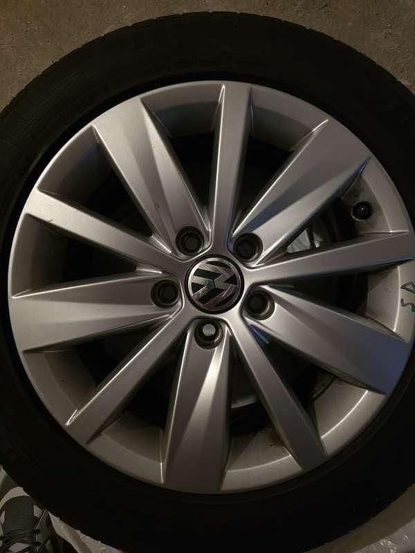 Gebraucht VW Passat 140 PS (102 kW) 2013 Limousine