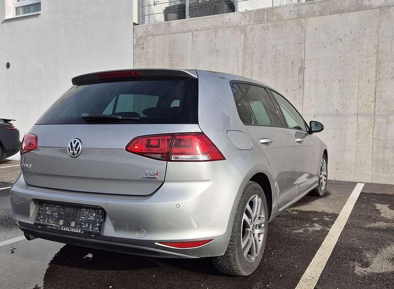 Gebraucht VW Golf VII Highline 105 PS (77 kW) 2013 Limousine