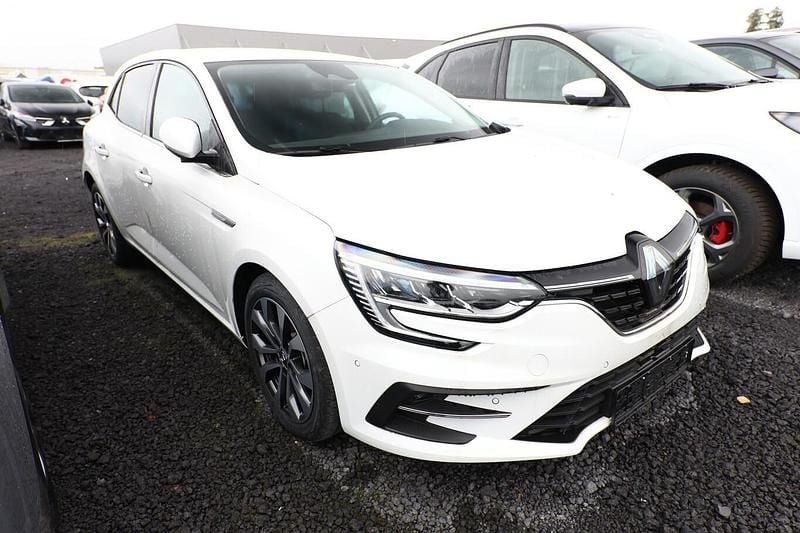 Gebraucht Renault Mégane IV Techno 140 PS (102 kW) 2023 Weiß Limousine