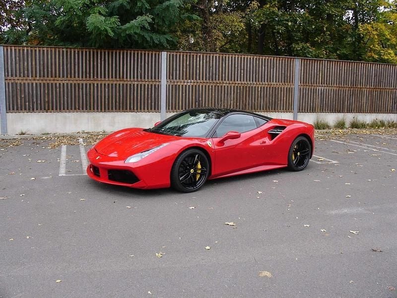 Rot Gebraucht 2020 Ferrari 488 Coupé | € 299.900 - Bild 1/4