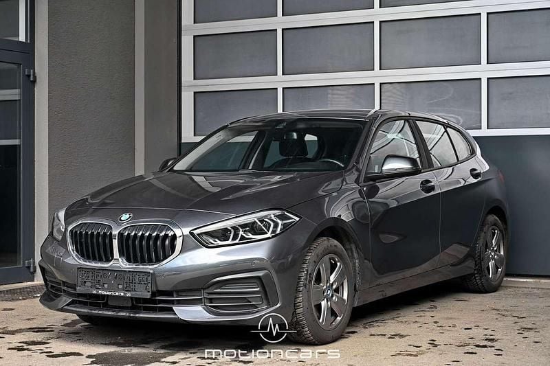 Grau Gebraucht 2021 BMW 116 Performance Kleinwagen | € 16.480 (Guter Preis) - Bild 1/4