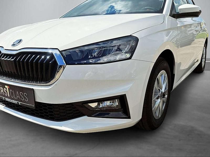 Gebraucht Skoda Fabia Selection 80 PS (58 kW) 2025 Weiss  normal Kleinwagen