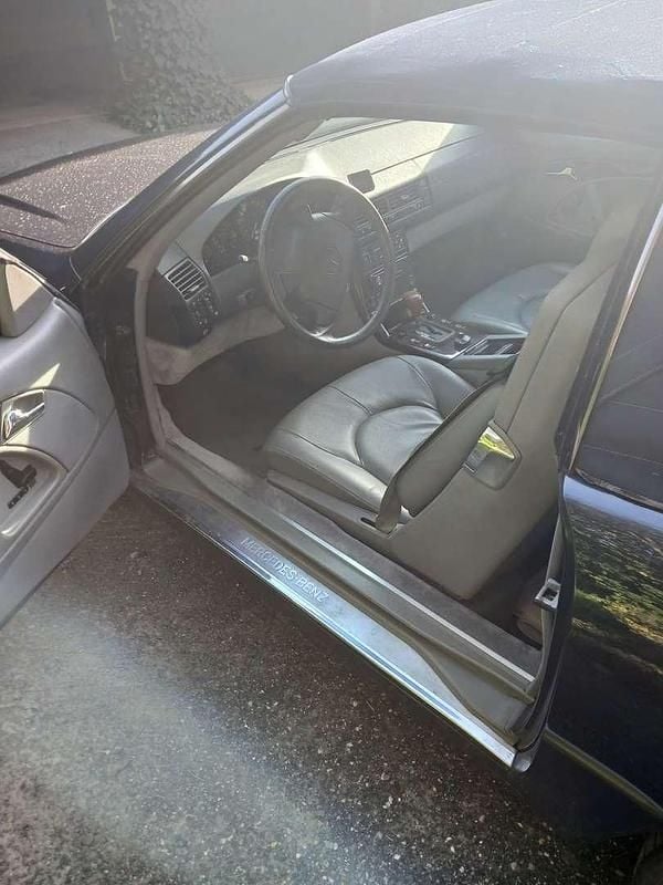 Gebraucht Mercedes SL320 231 PS (169 kW) 1995 Blau Cabrio