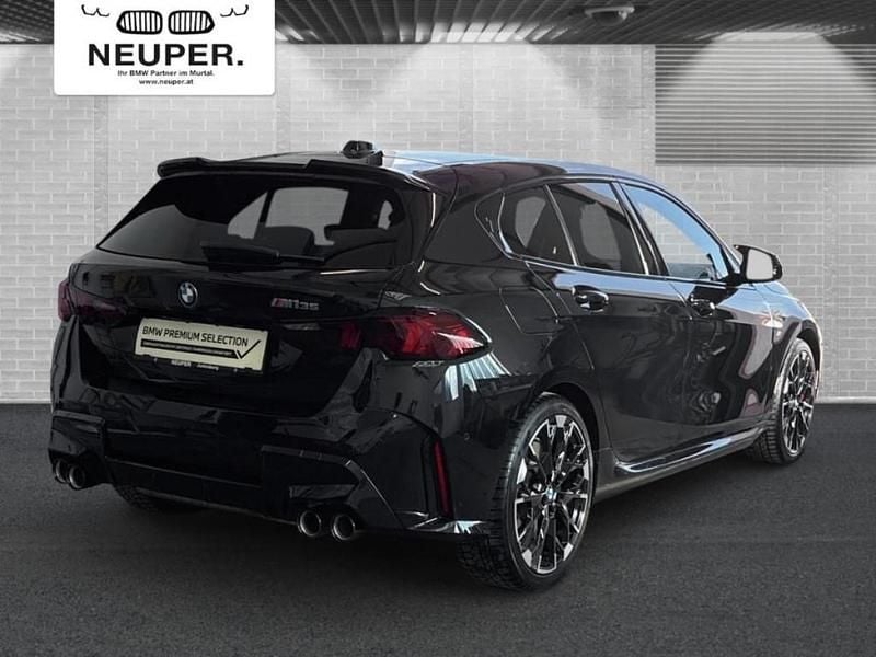 Gebraucht BMW M135 Shadowline 301 PS (221 kW) 2025 Schwarz Kleinwagen