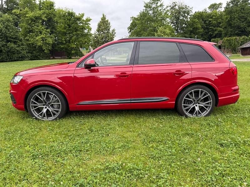 Gebraucht Audi SQ7 Exclusive 435 PS (319 kW) 2018 Rot SUV