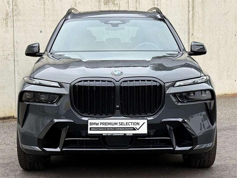 Gebraucht BMW X7 Shadowline 340 PS (250 kW) 2025 Dravitgrau SUV