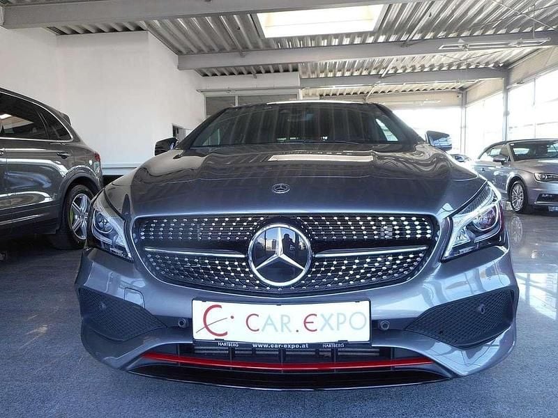 Gebraucht Mercedes CLA250 Shooting Brake 218 PS (160 kW) 2018 Grau Kombi