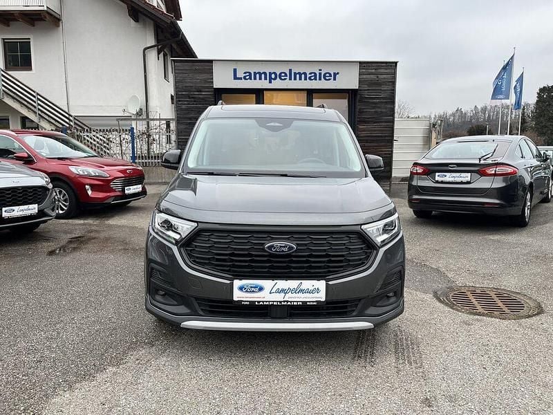 Neu Ford Tourneo Active 150 PS (110 kW) 2026 Van / Kleinbus
