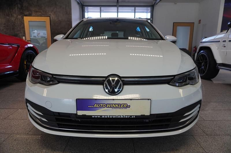 Gebraucht VW Golf VIII Style 150 PS (110 kW) 2021 Weiß Kombi